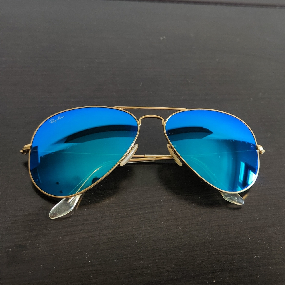 Ray ban aviator sunglasses